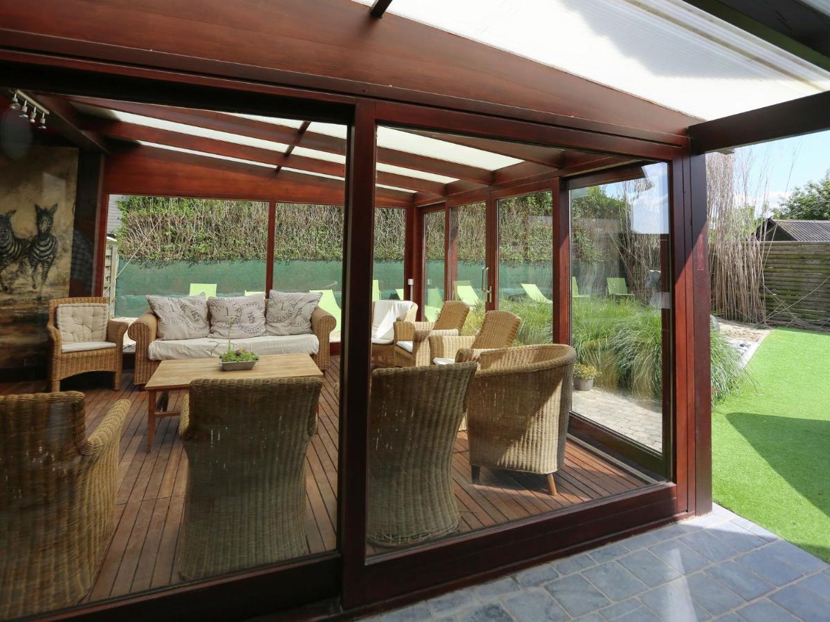 Splendid Villa In Middelkerke With Sauna Bubble Bath Exterior photo