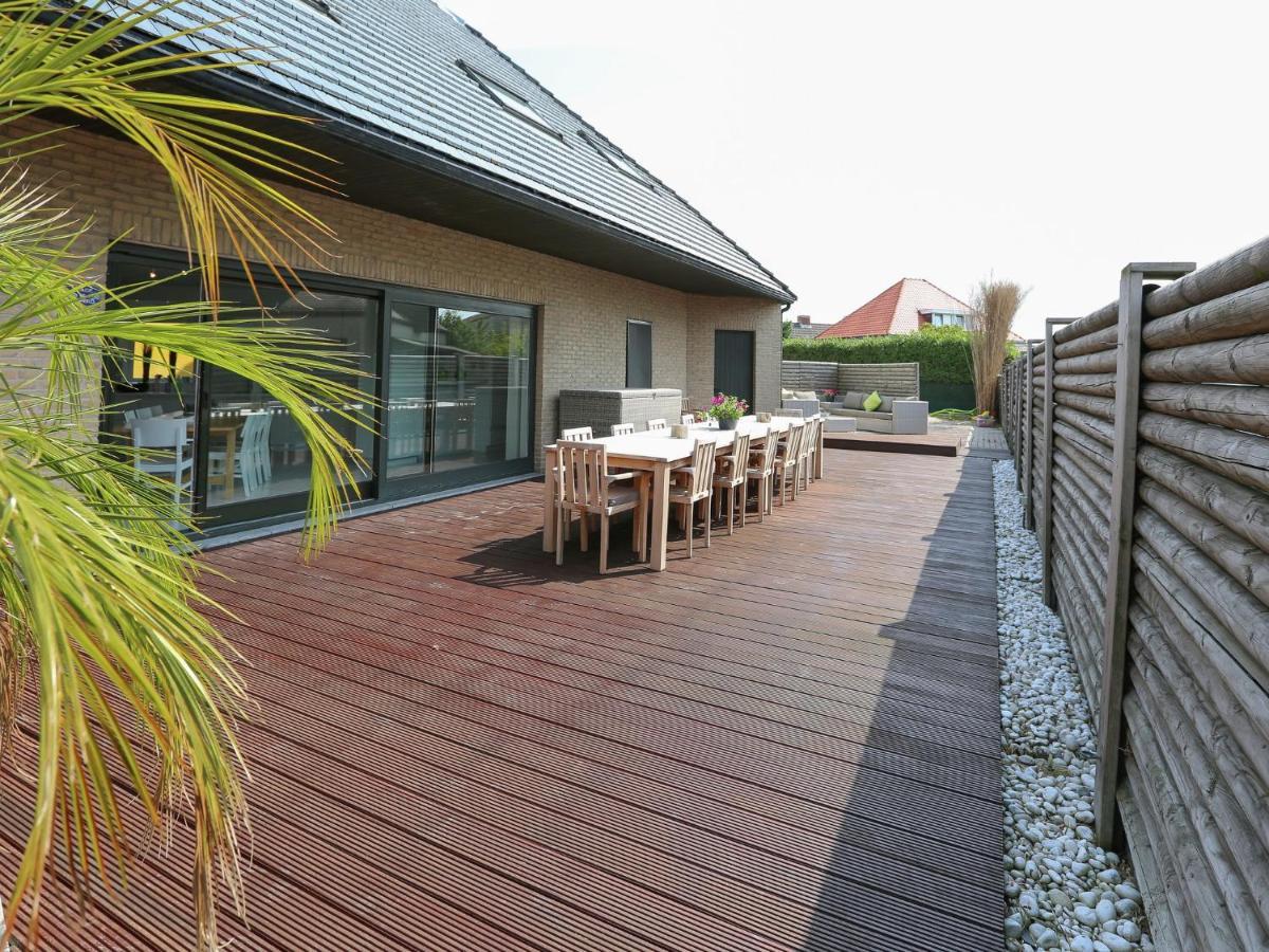 Splendid Villa In Middelkerke With Sauna Bubble Bath Exterior photo